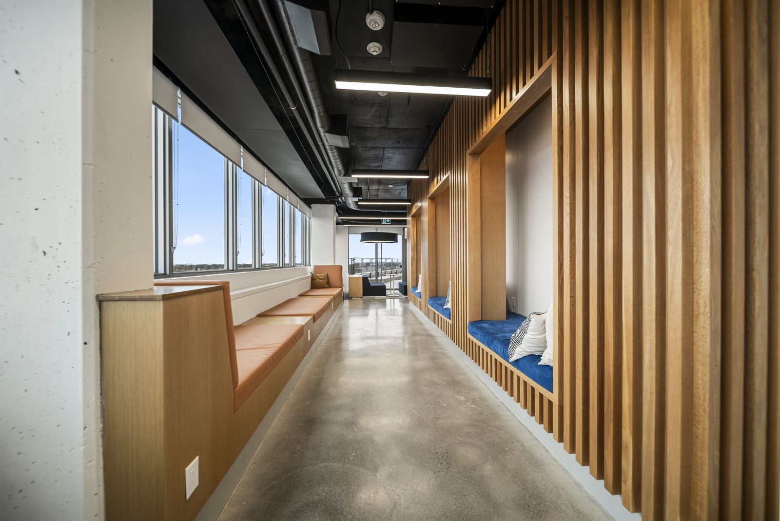 unity point communal study areas at apartments near queens university
